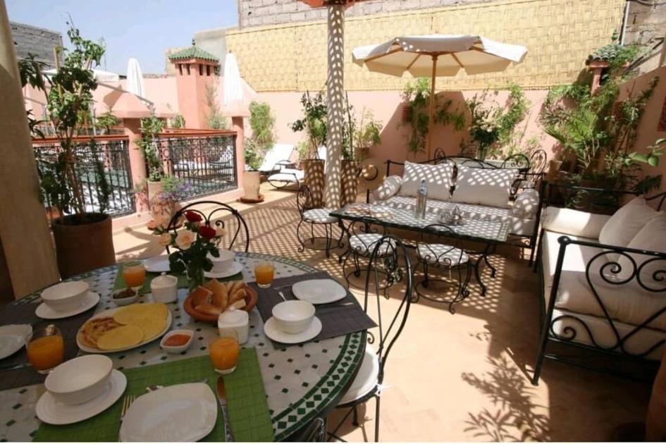 Riad Berenssi Marrakesh Exteriör bild